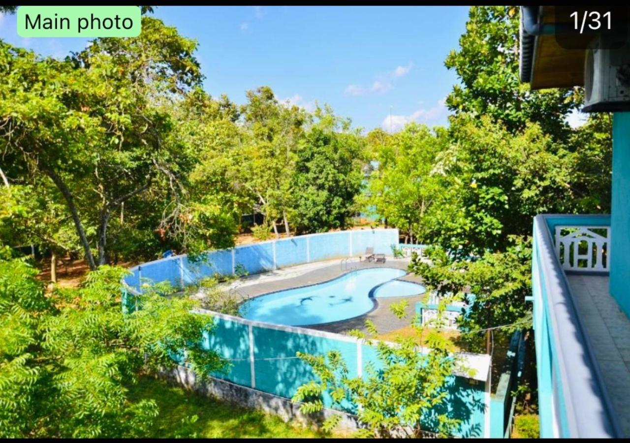 The Green Heaven Resort 锡吉里亚 外观 照片