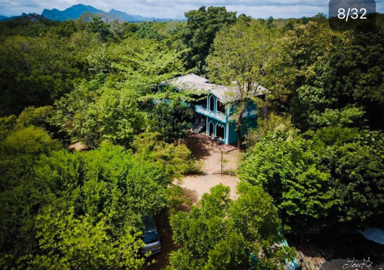 The Green Heaven Resort 锡吉里亚 外观 照片